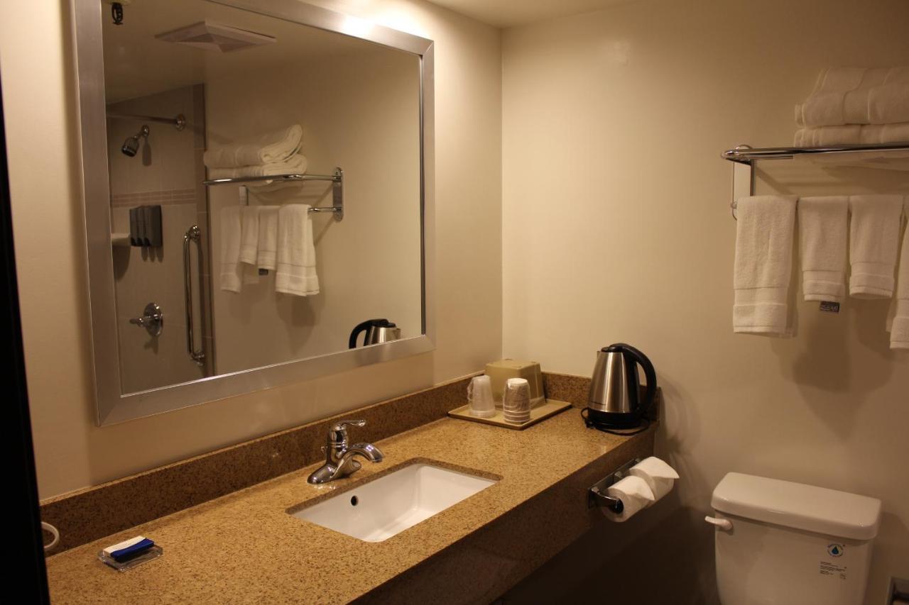 Alhambra Hotel Екстер'єр фото